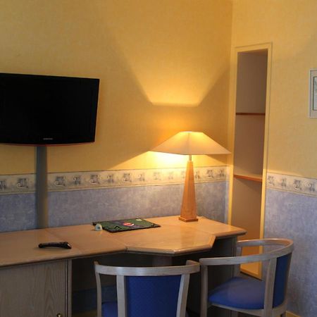 Hotel Des Bains Lancieux Ngoại thất bức ảnh