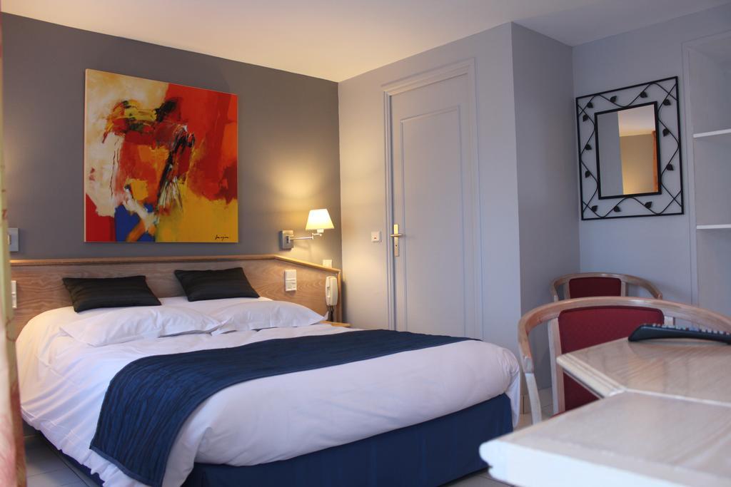 Hotel Des Bains Lancieux Ngoại thất bức ảnh