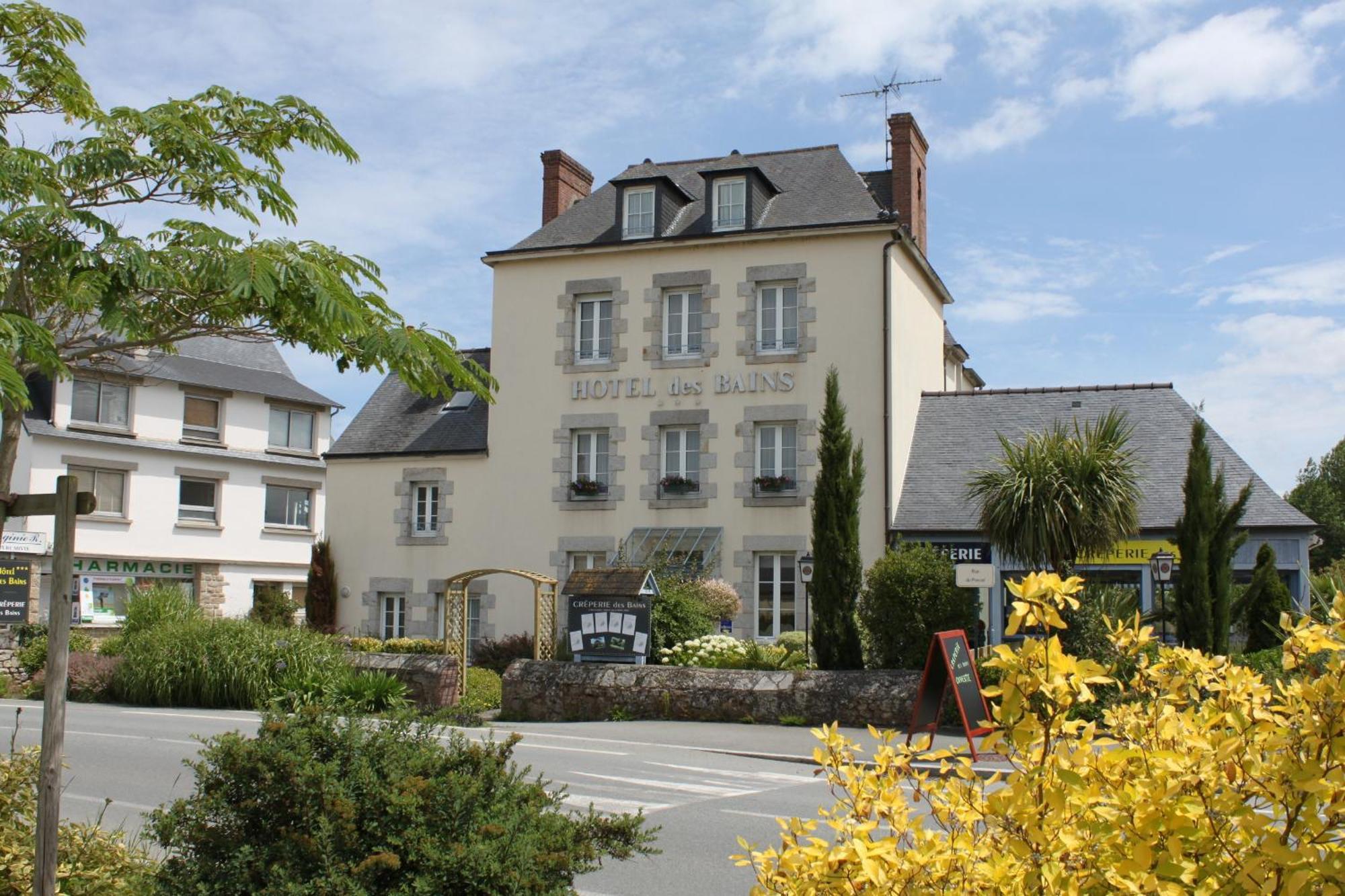 Hotel Des Bains Lancieux Ngoại thất bức ảnh