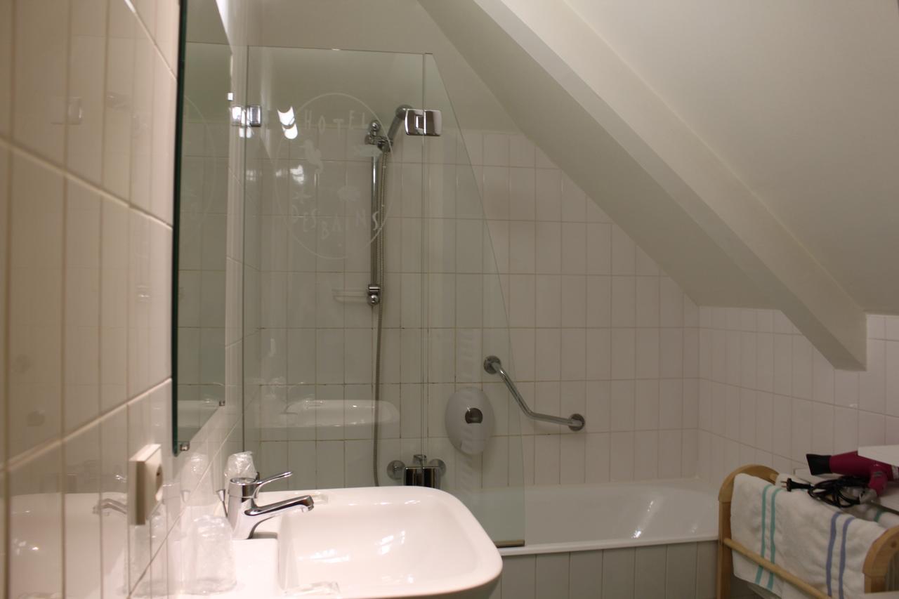 Hotel Des Bains Lancieux Ngoại thất bức ảnh